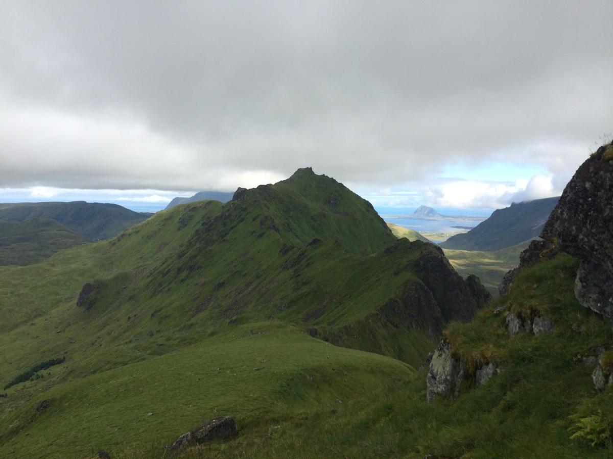 Flo Lofoten Nature Escape Valberg Bagian luar foto