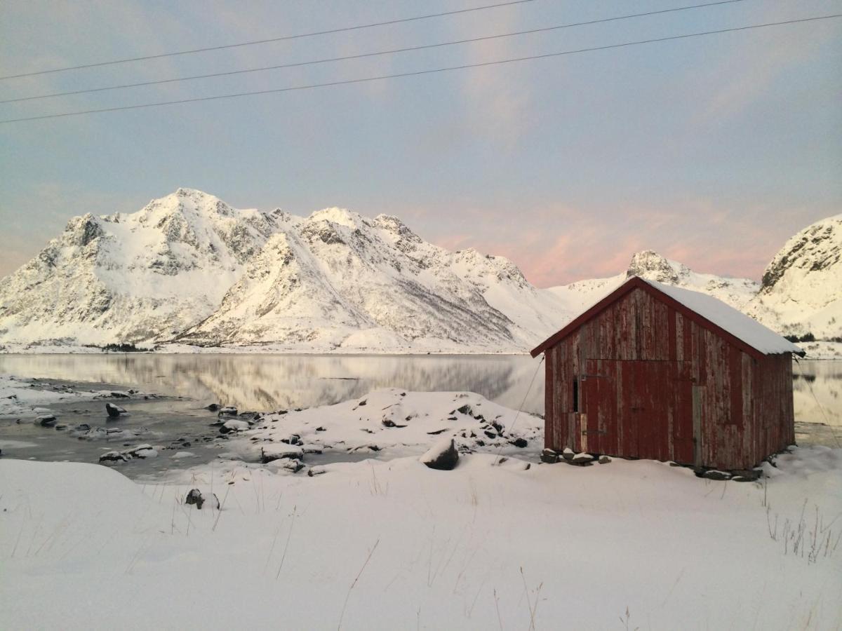 Flo Lofoten Nature Escape Valberg Bagian luar foto