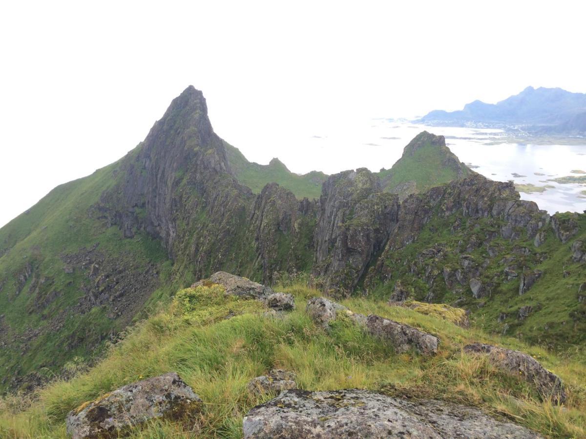 Flo Lofoten Nature Escape Valberg Bagian luar foto